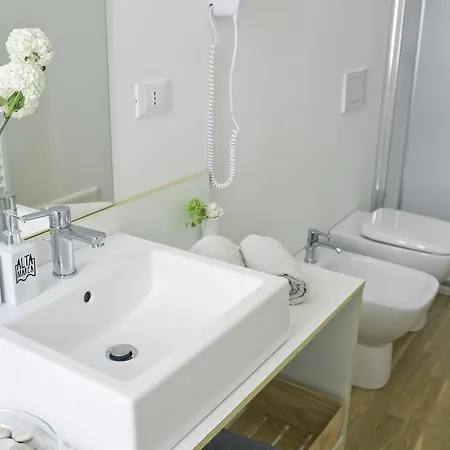 ゲストハウス アフィッタカーメレ アルタマレア 3*